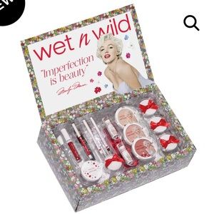 Wet n Wild Marilyn Monroe PR box